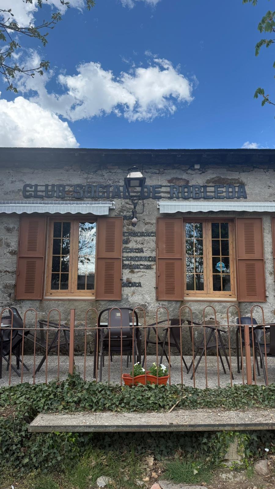 Ambiente local en El Cardo, cerca de la casa rural El Horno en Sanabria